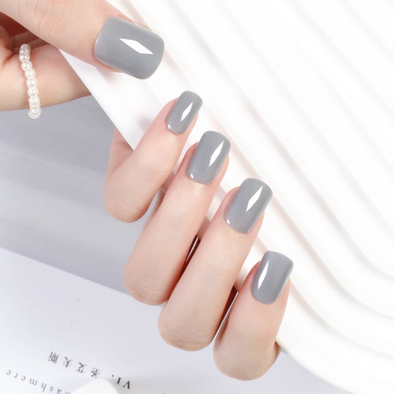 54ec1d535888bdfd716b659a72baf3e5